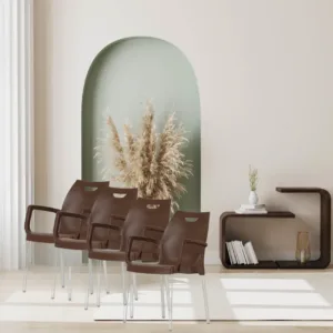 Chaise avec accoudoirs
