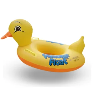 Bateau pour enfants. Plongez dans le plaisir estival avec la bouée gonflable pour des souvenirs inoubliables.