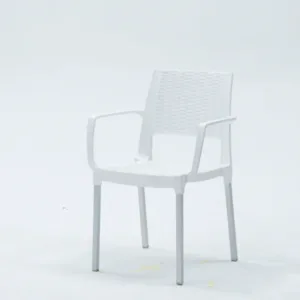 Chaise rotin élégance naturelle