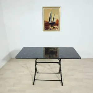 Table de cuisine moderne bois et métal