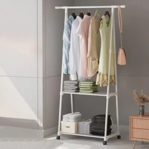 Porte-manteaux polyvalent avec accessoires