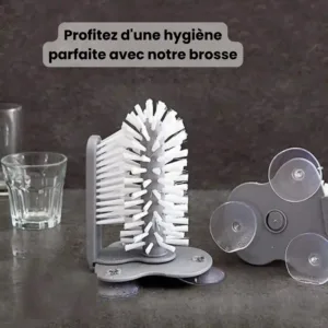 Accessoire de nettoyage pour bouteilles en plastique