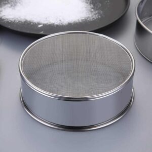 Passez à un niveau supérieur en cuisine avec cette passoire inox 5 pièces.