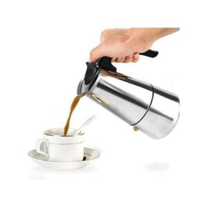 Préparez un café délicieux avec la cafetière expresso